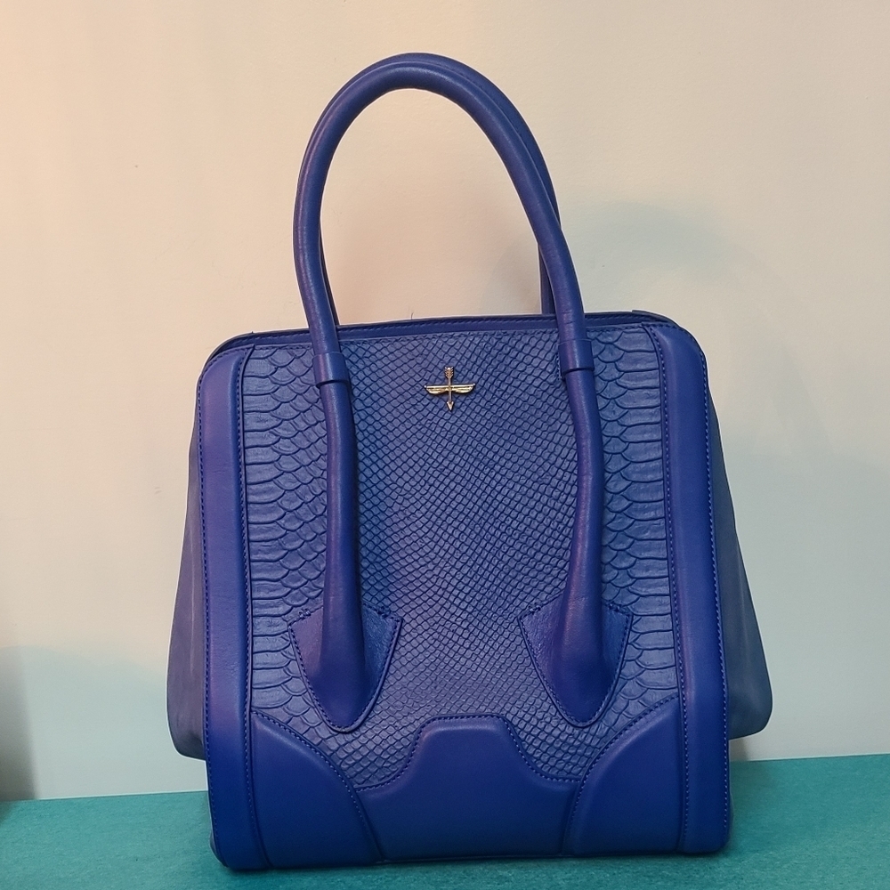 Pour La Victoire Tote